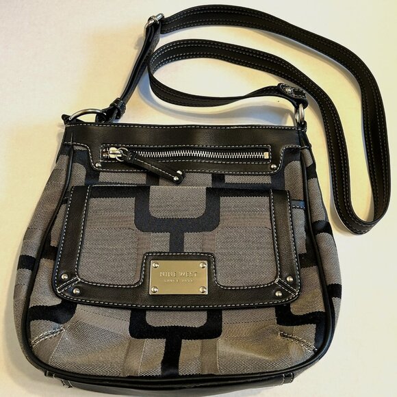 Nine West crossbody purse - Picture 1 of 16